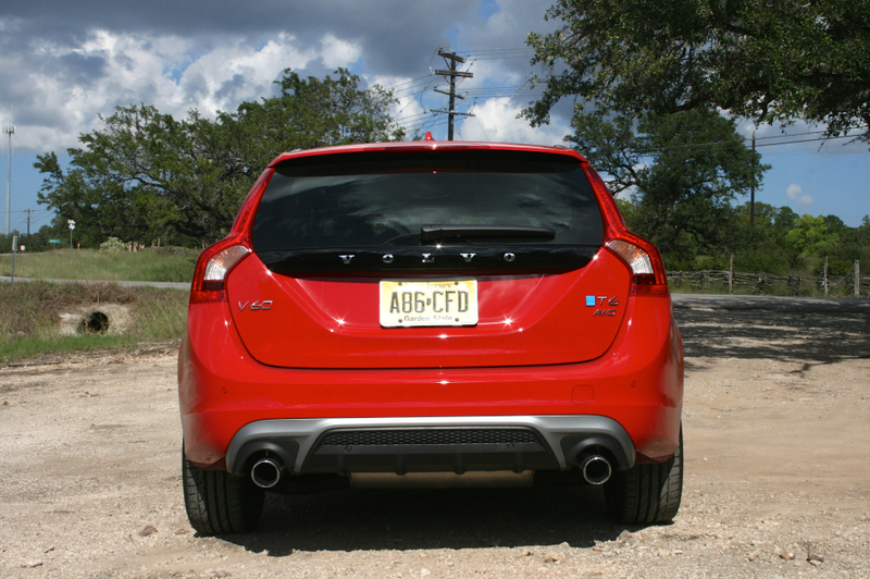Illustration for article titled 2015 Volvo V60 T6 R-Design: The Jalopnik Review